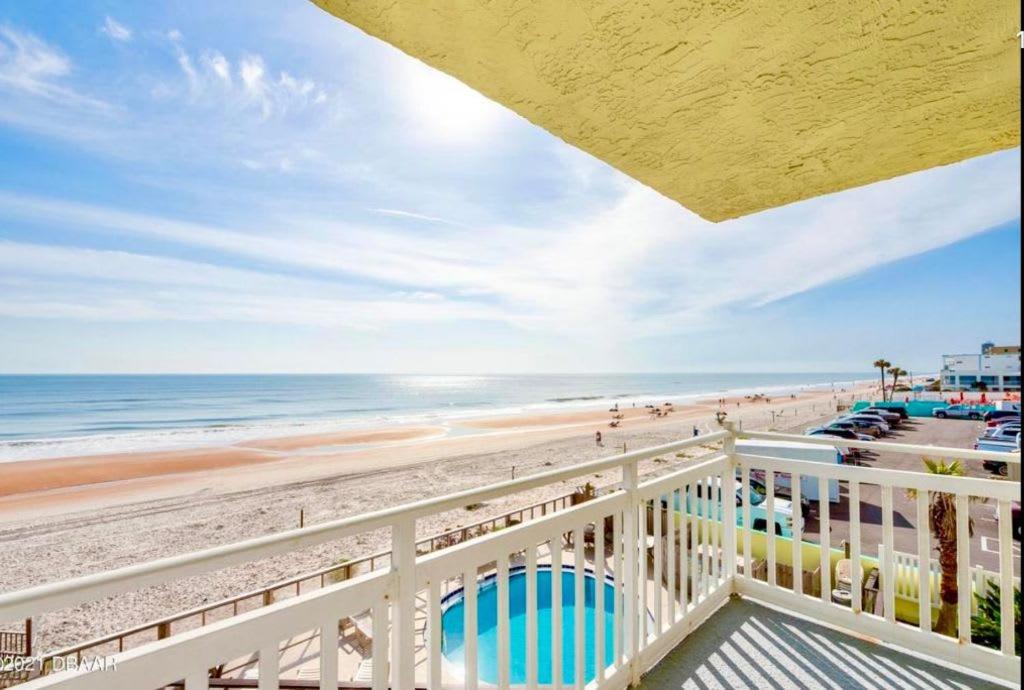 Holiday home Beachfront Bliss - At Symphony Club *