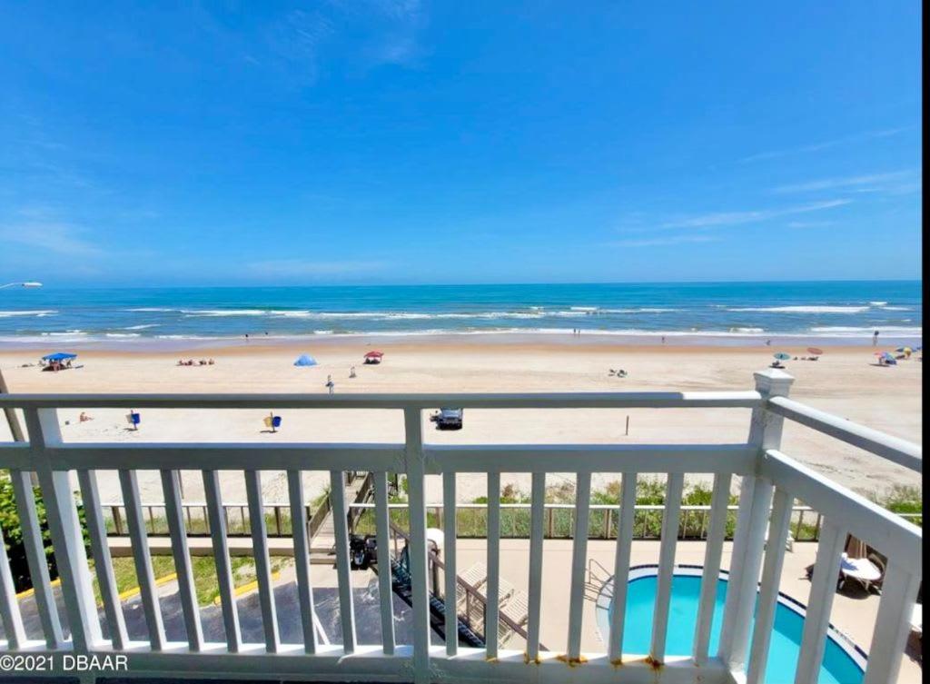 Holiday home Beachfront Bliss - At Symphony Club Ormond Beach