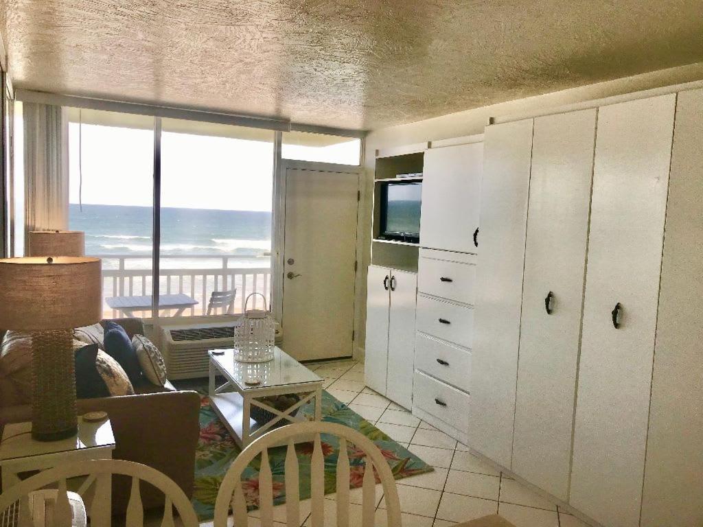 Beachfront Bliss - At Symphony Club * Ormond Beach