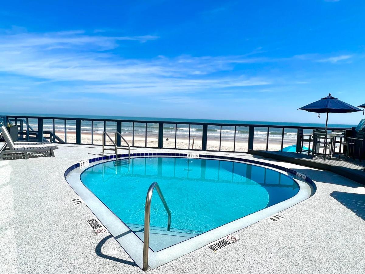 Beachfront Bliss - At Symphony Club Holiday home *